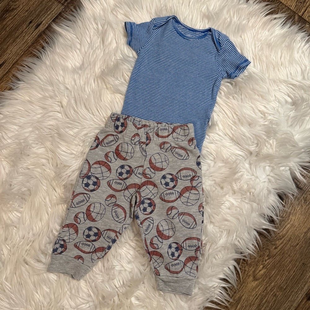 Carter’s Baby‎ Boys 9M 2 Pc Sports Outfit Set